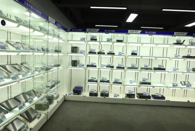 東田定制工控機.png 東田定制工控機.png